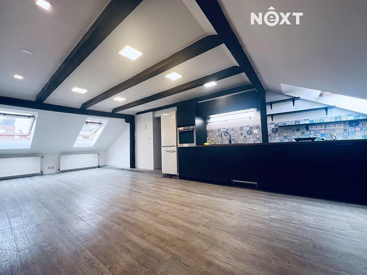 Pronájem bytu 4+kk 84 m²