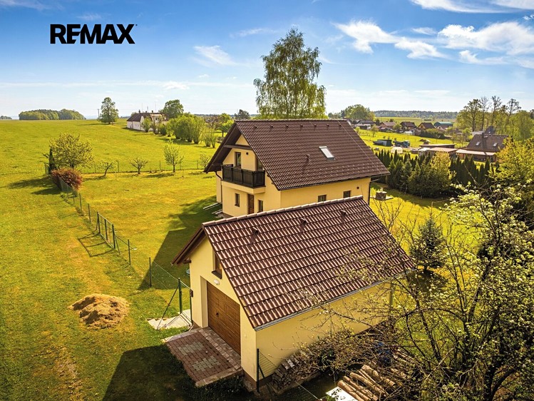 Prodej domu, 126 m² (2 z 36)