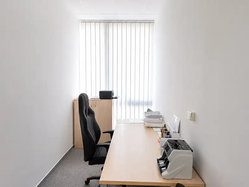 Pronájem kanceláře 45 m², Praha – náhled fotky 3