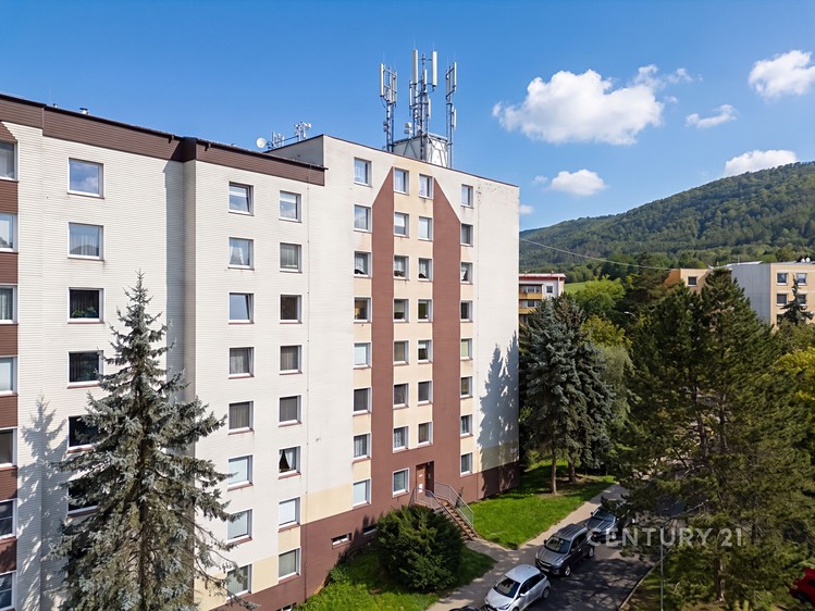 Квартира 4+1 на продаж, 81 м² (35 з 43)