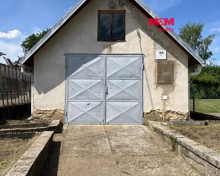 Prodej garáže 35 m², Vlčice – náhled fotky 1