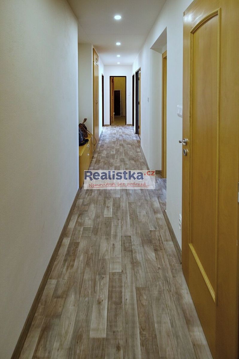 Pronájem bytu 3+1 77 m² – fotografie 4