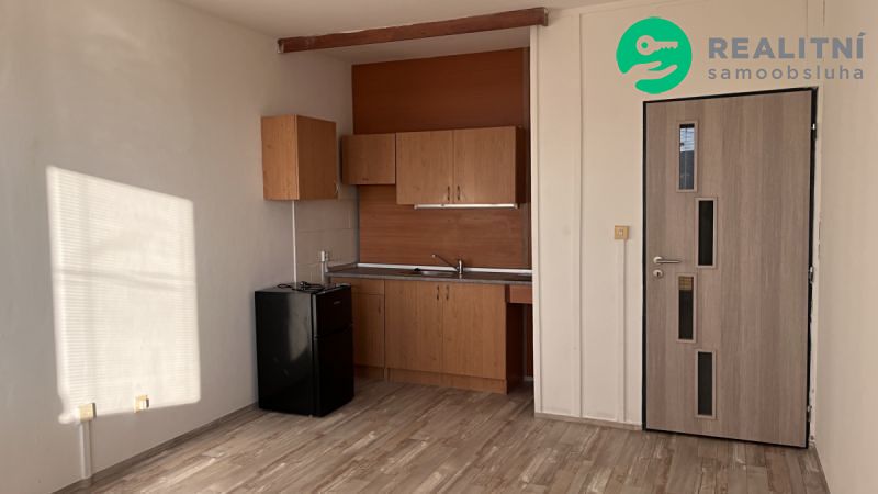 Prodej bytu 1+kk 35 m², Hradec Králové – fotka 1 z 3