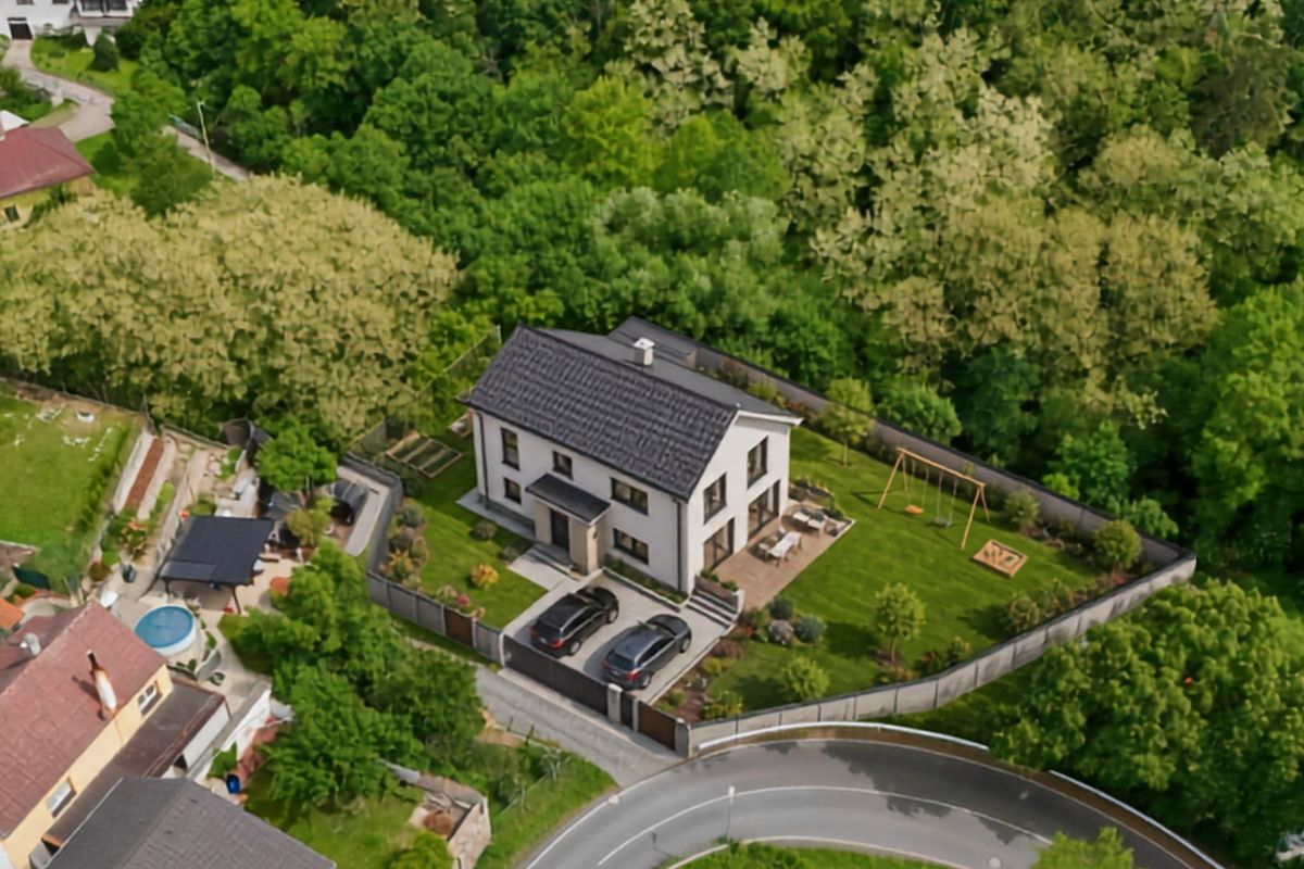 Prodej stavebního pozemku 2052 m², Hýskov – fotka 1 z 3
