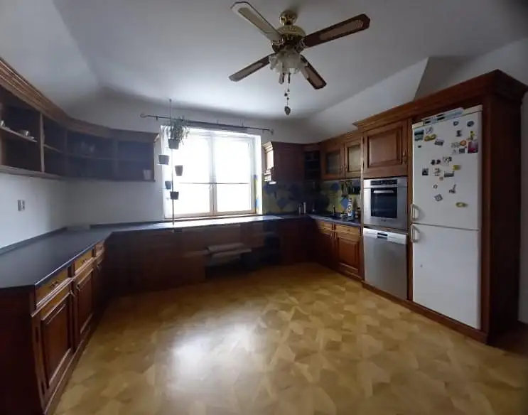 Pronájem bytu 3+1 80 m², Pardubice – náhled fotky 3