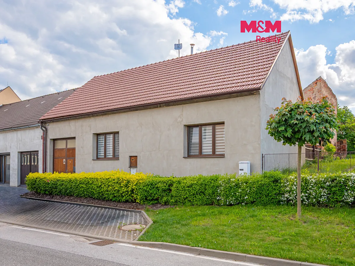 Prodej rodinného domu 85 m², pozemek 1568 m²