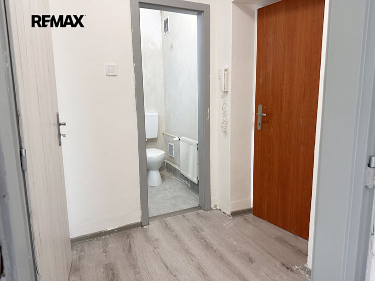 Wohnung 1+1 zum Kauf, 29 m² (8 von 9)