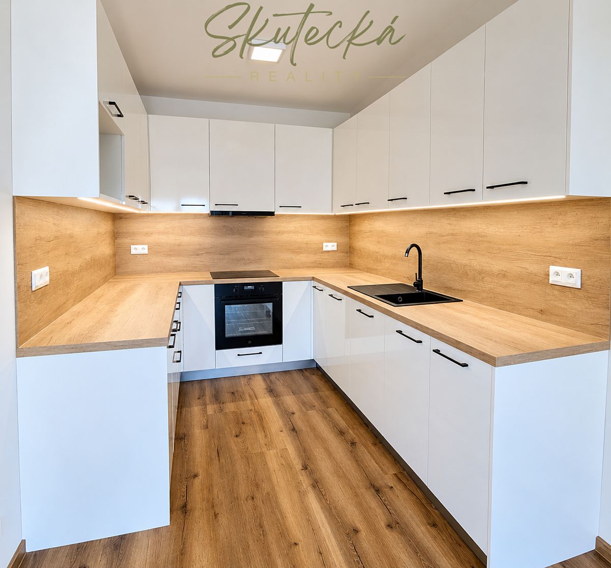 Pronájem bytu 3+kk 92 m² – fotografie 4
