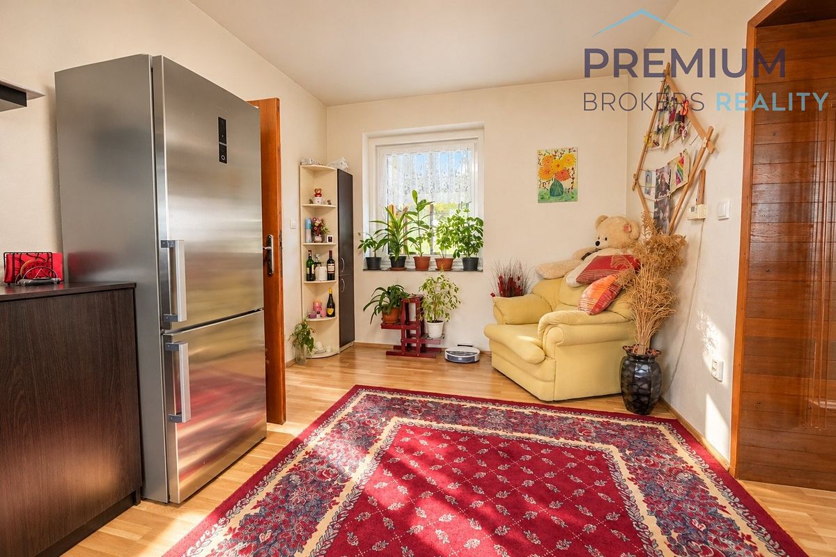 Prodej rodinného domu 133 m², pozemek 502 m² – fotografie 4