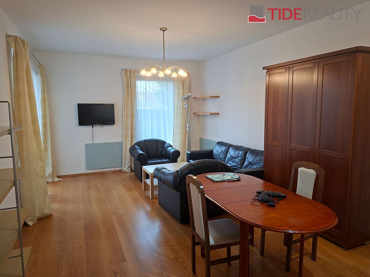 Pronájem bytu 2+kk 60 m² – fotografie 3