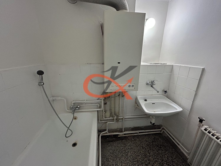 Pronájem bytu 2+1, 56 m² (11 z 13)