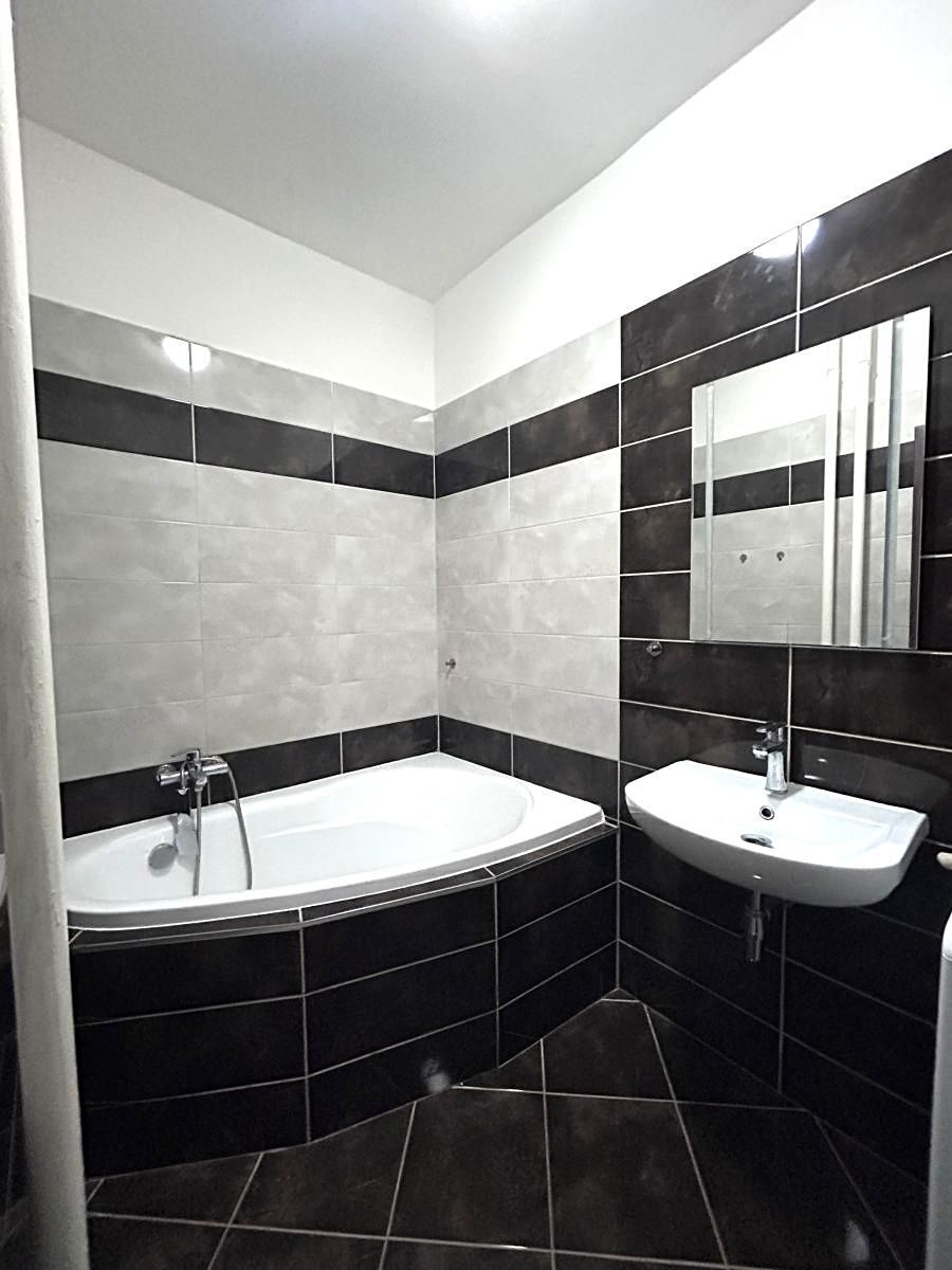 Pronájem bytu 2+1 53 m² – fotografie 5