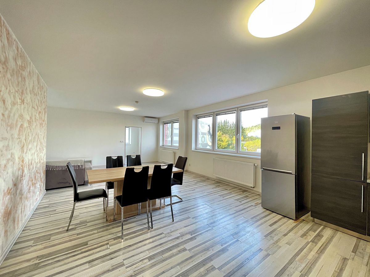 Pronájem bytu 3+kk 100 m² – fotografie 5