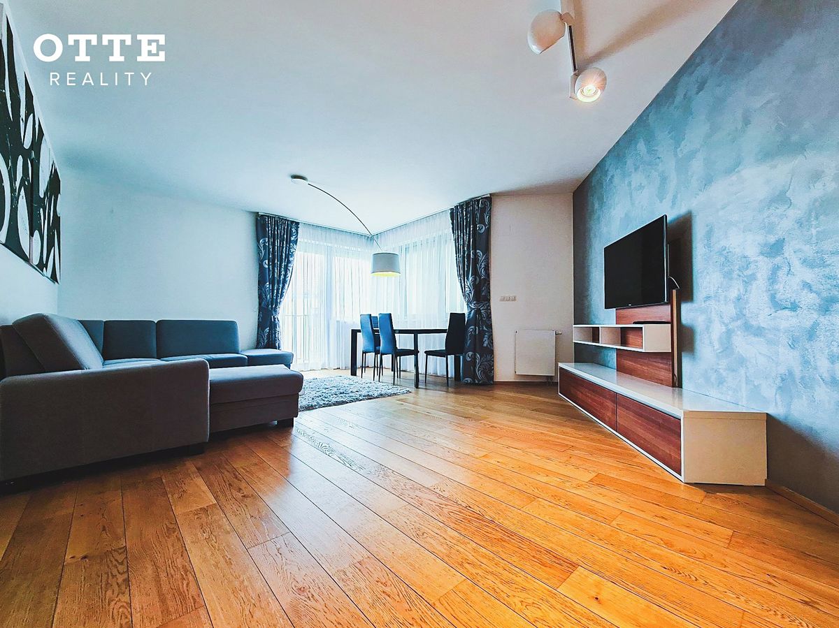 Pronájem bytu 2+kk 59 m² – fotografie 3