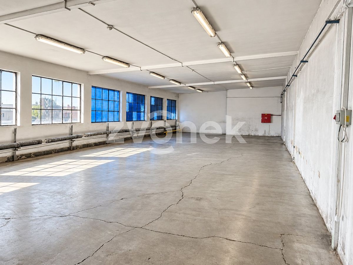 Pronájem výrobní haly, prostoru 160 m² – fotografie 3