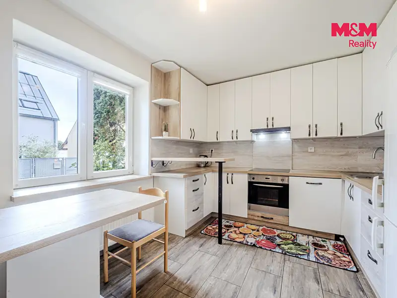 Prodej rodinného domu 80 m², pozemek 604 m², Bobnice – náhled fotky 3