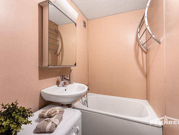 Prodej bytu 2+kk, 43 m² (12 z 26)