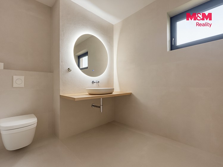 Prodej domu, 216 m² (6 z 30)