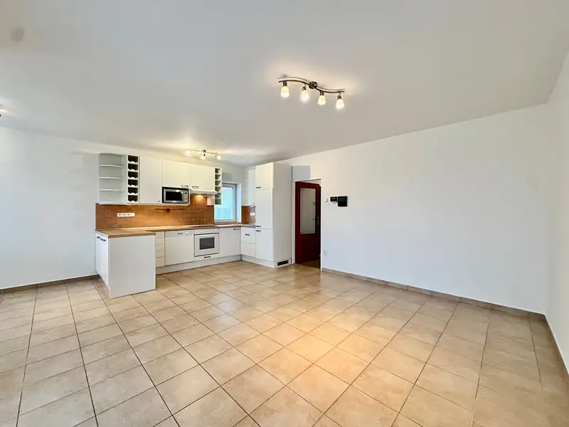 Pronájem rodinného domu 202 m², pozemek 463 m², Praha – náhled fotky 3