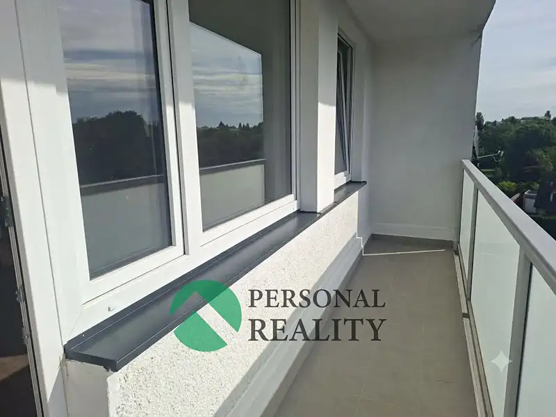 Pronájem bytu 3+kk 72 m², Praha – náhled fotky 2