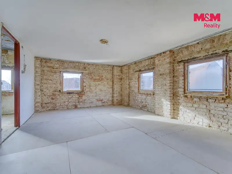 Prodej rodinného domu 154 m², pozemek 824 m², Černošín – náhled fotky 2