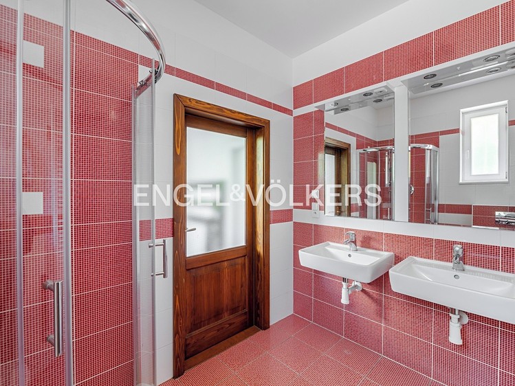 Будинок на продаж, 265 м² (6 з 18)