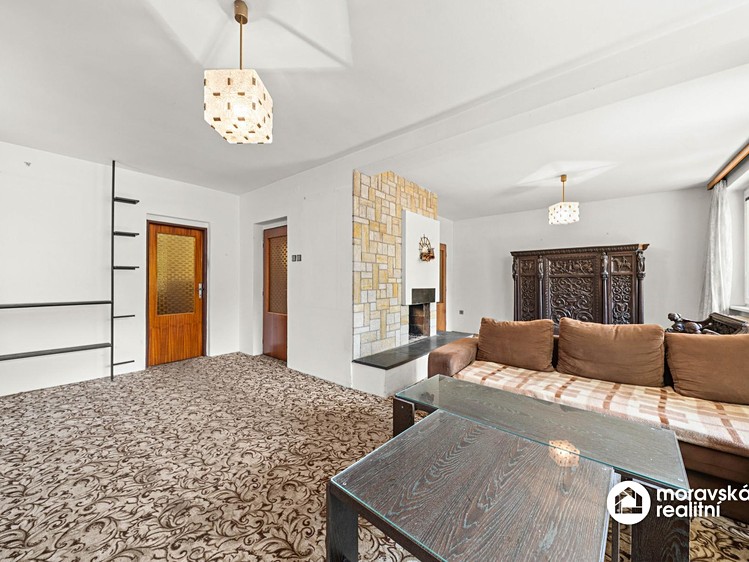 Prodej pozemku, 1 048 m² (30 z 55)