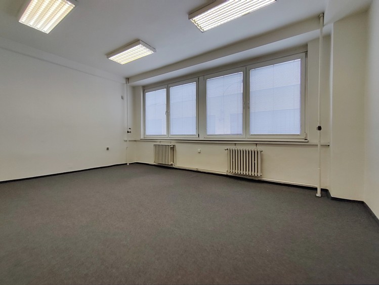 Pronájem komerčního prostoru, 25 m² (2 z 11)