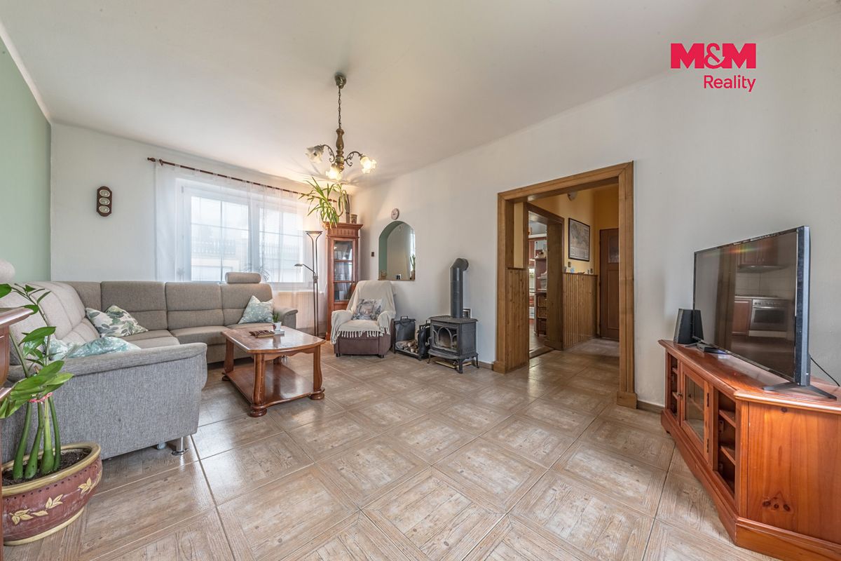 Prodej rodinného domu 76 m², pozemek 769 m² – fotografie 4