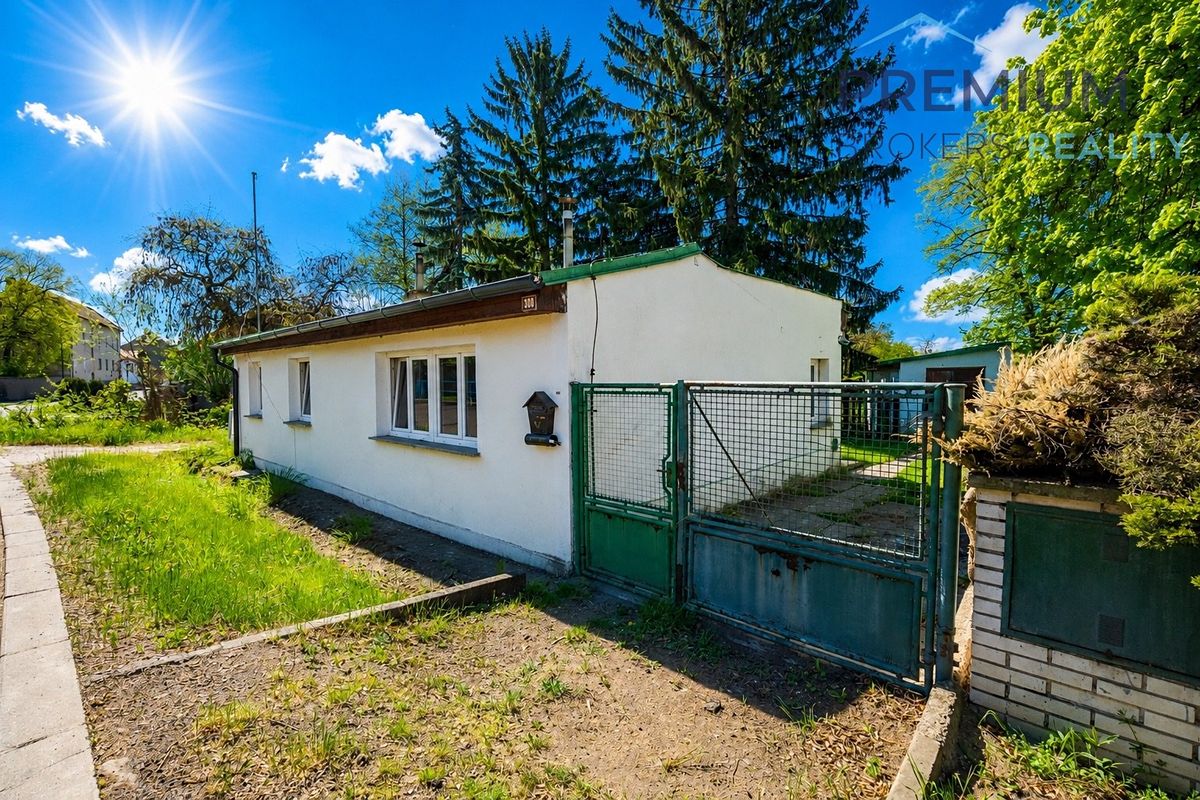 Prodej rodinného domu 70 m², pozemek 935 m², Třebenice – fotka 1 z 3