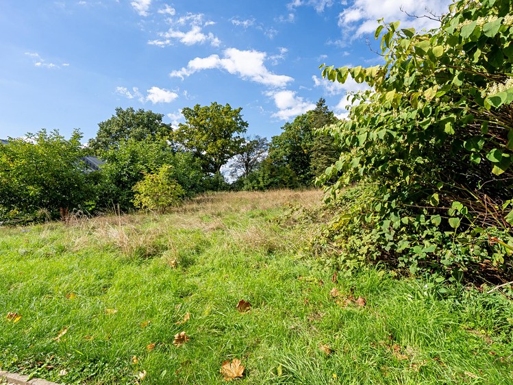 Prodej pozemku, 1 725 m² (2 z 21)