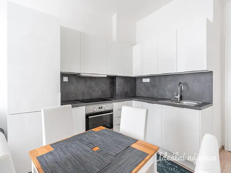 Prodej bytu 2+kk 40 m², Praha – náhled fotky 3