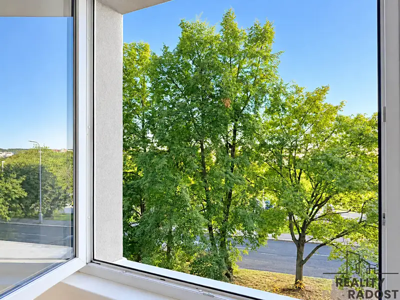 Prodej bytu 3+1 68 m², Praha – náhled fotky 3