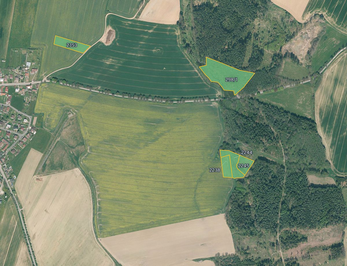 Prodej pole 30717 m², Košice – fotka 1 z 3