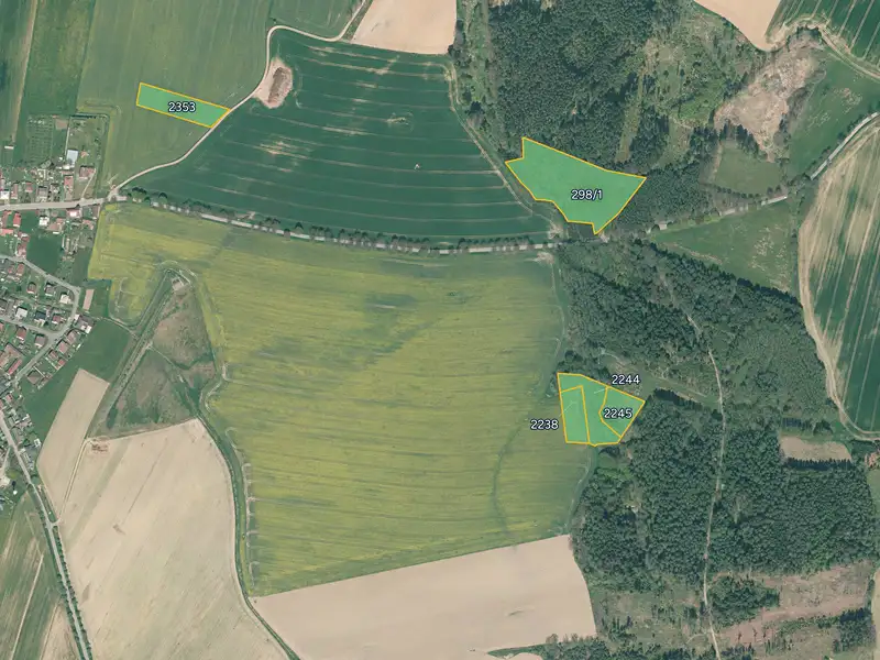 Prodej pole 30717 m², Košice – náhled fotky 1