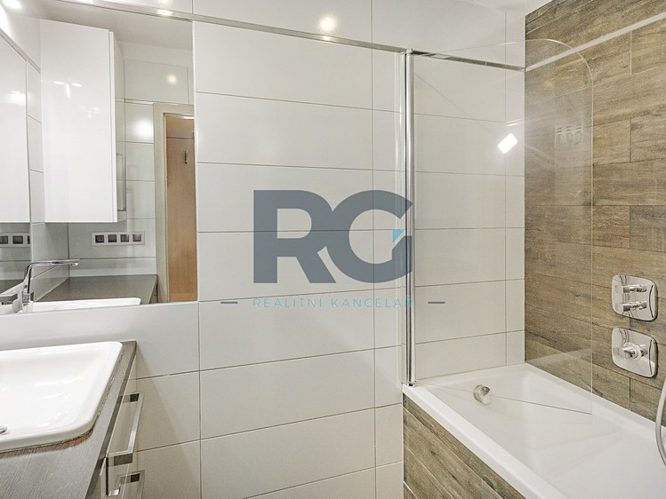Prodej bytu 3+kk, 75 m² (9 z 20)