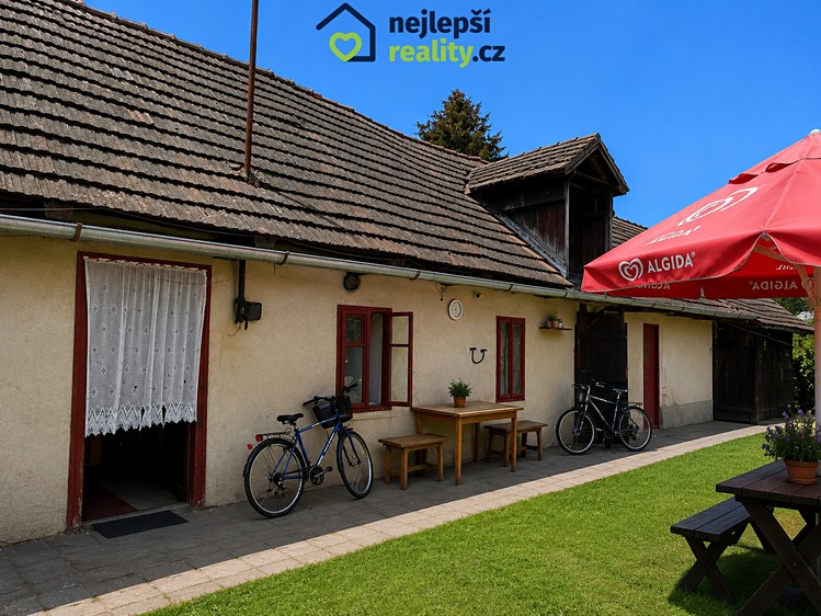 Prodej domu, 85 m² (2 z 16)
