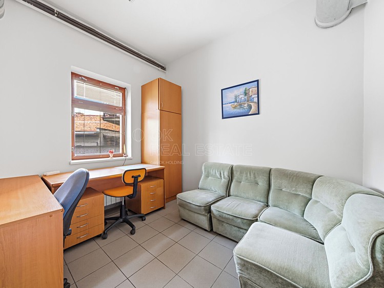 Prodej komerčního prostoru, 630 m² (20 z 83)