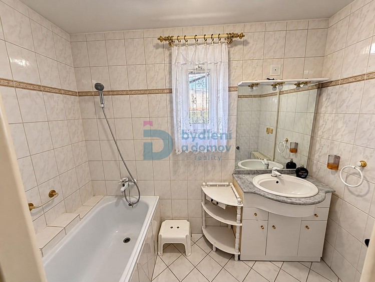 Prodej domu, 128 m² (11 z 28)