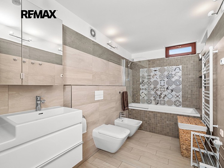 Будинок на продаж, 191 м² (2 з 40)