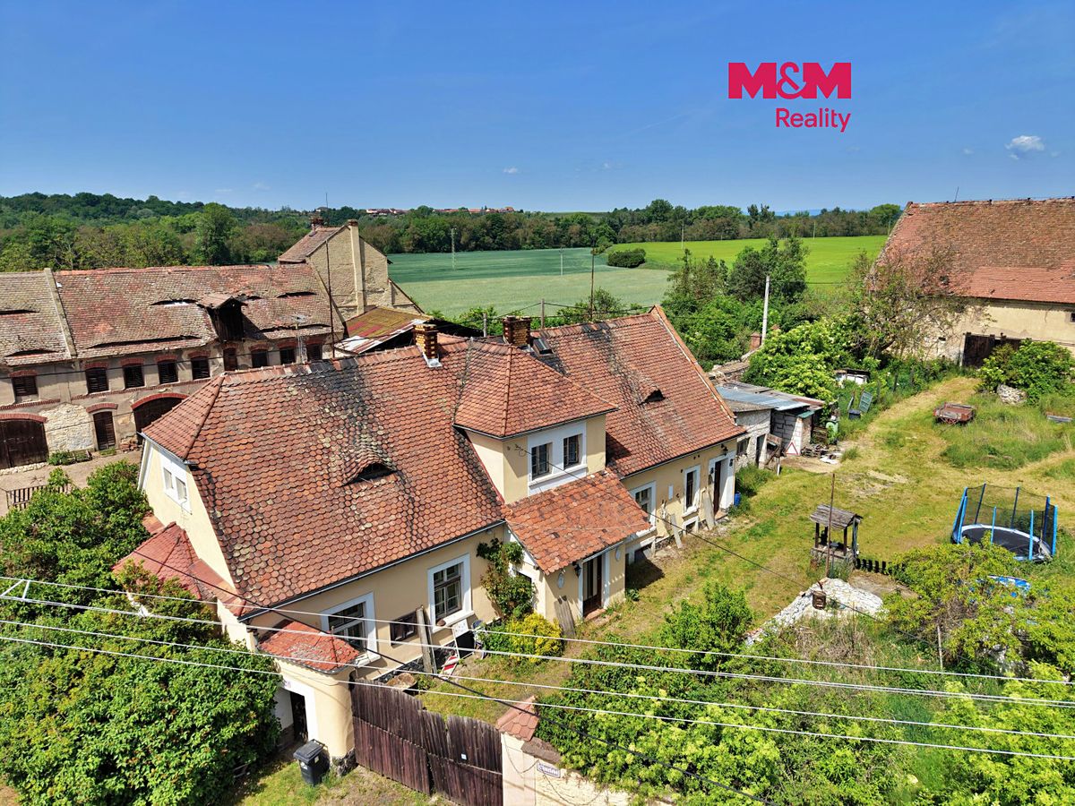 Prodej zemědělské usedlosti 200 m², pozemek 2000 m², Zálužice – fotka 1 z 3