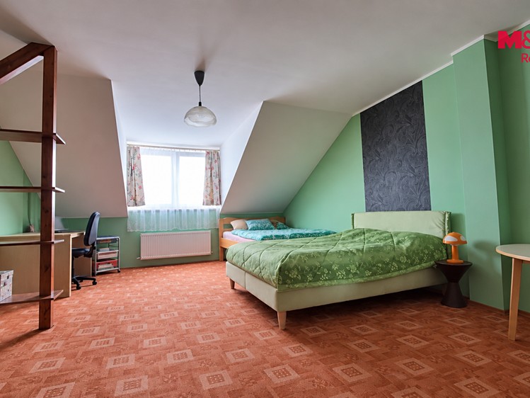Prodej domu, 235 m² (17 z 30)