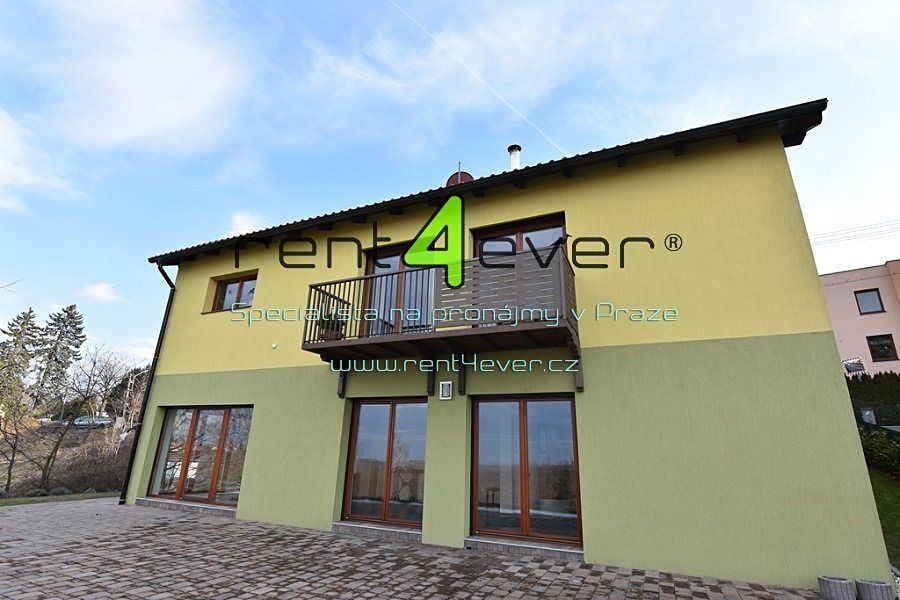 Pronájem rodinného domu 300 m², pozemek 640 m², Kostelec nad Černými lesy – fotka 1 z 3