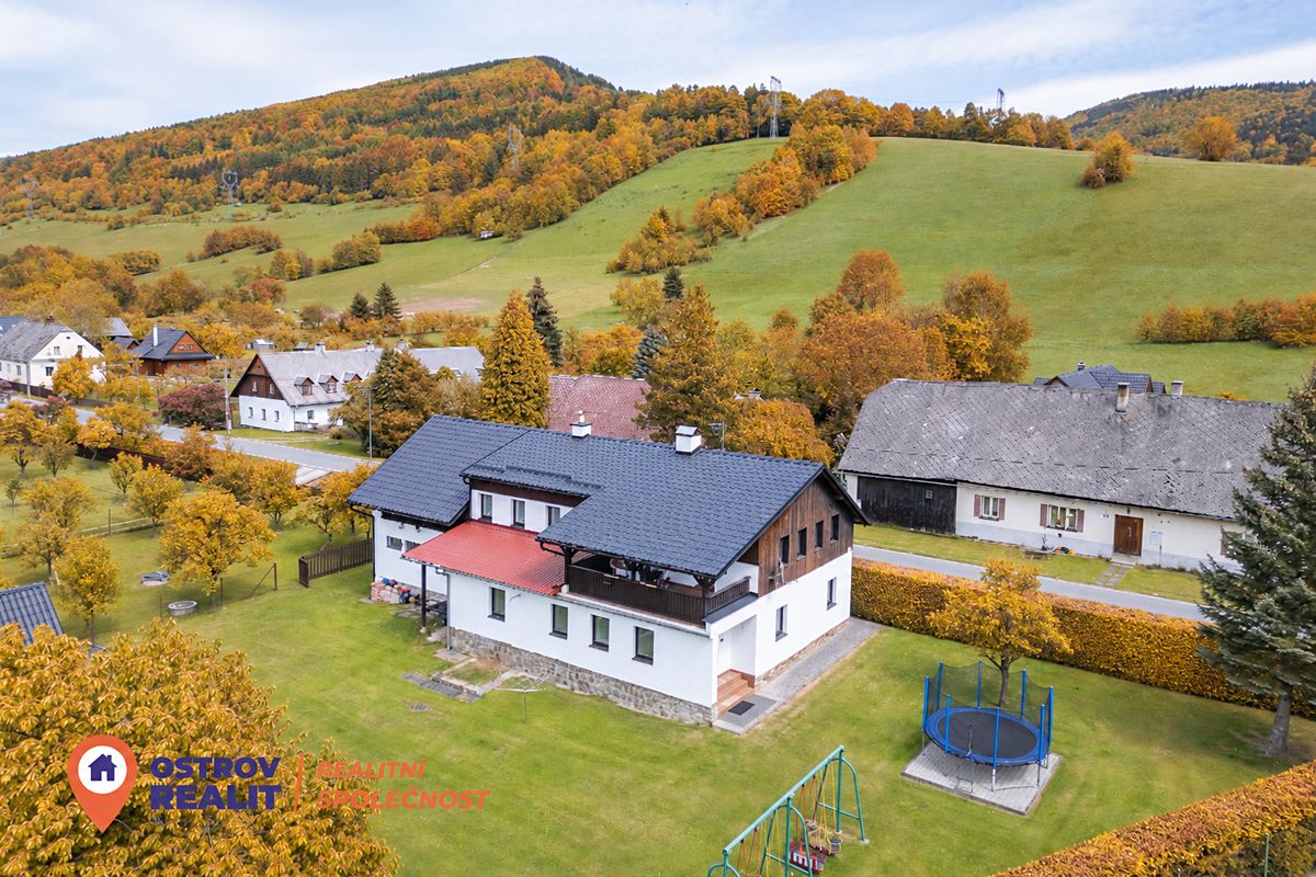 Prodej rodinného domu 210 m², pozemek 3397 m², Loučná nad Desnou – fotka 1 z 3