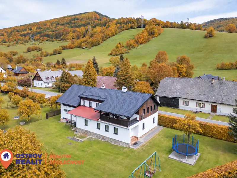 Prodej rodinného domu 210 m², pozemek 3397 m², Loučná nad Desnou – náhled fotky 1