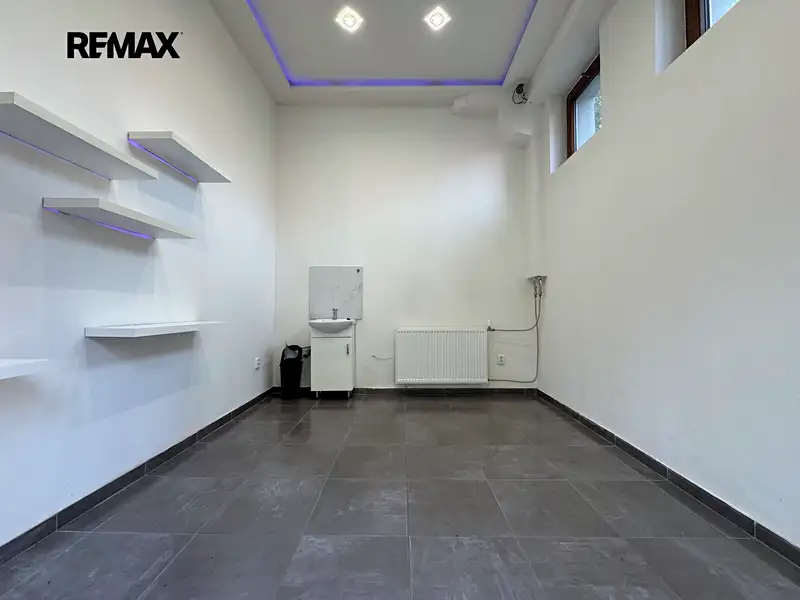 Pronájem obchodního prostoru 11 m², Olomouc – náhled fotky 1
