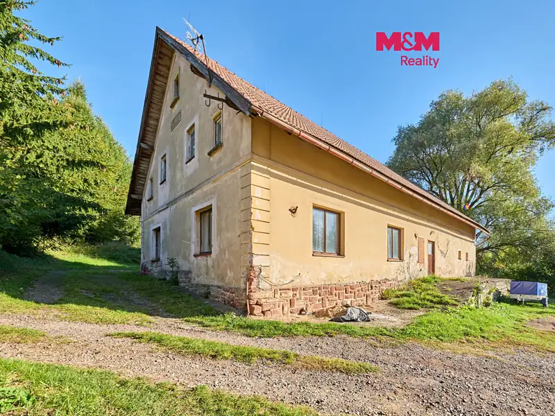 Prodej rodinného domu 95 m², pozemek 1325 m², Mladé Buky – náhled fotky 1