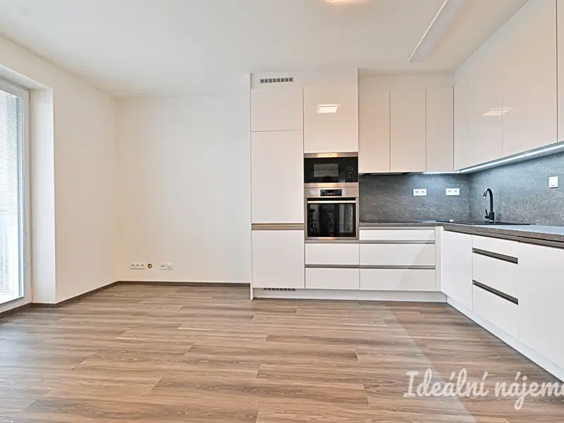 Pronájem bytu 2+kk 47 m², Brno – náhled fotky 3