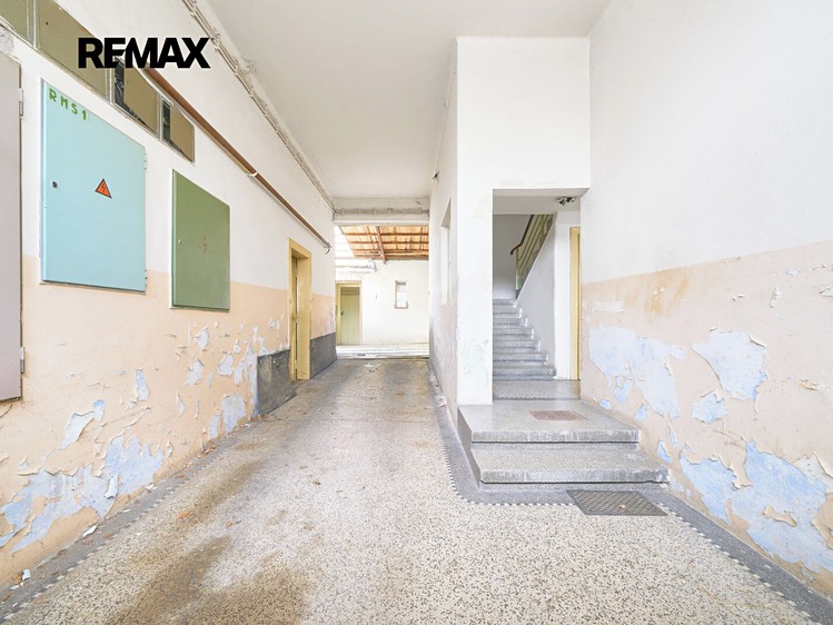Prodej komerčního prostoru, 309 m² (39 z 39)