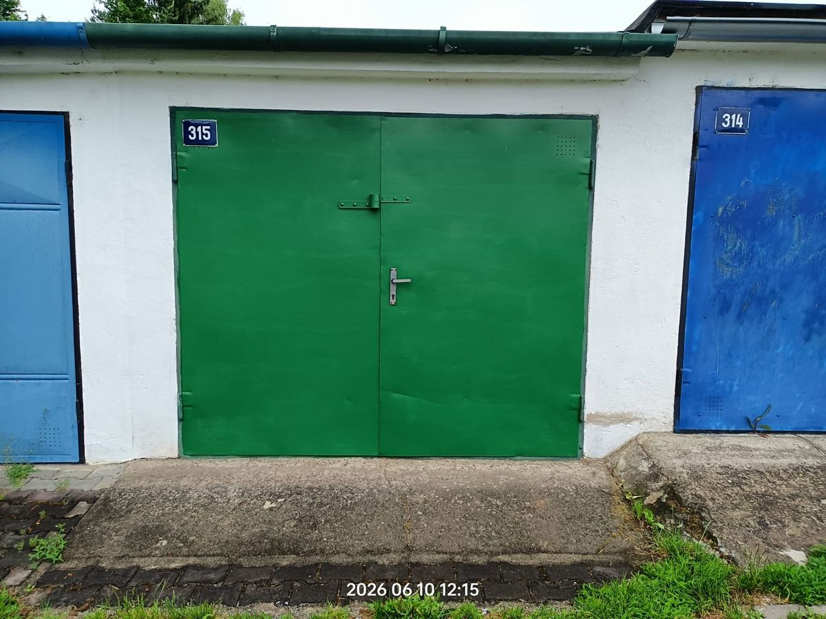 Prodej garáže 19 m², Kuřim – fotka 1 z 3